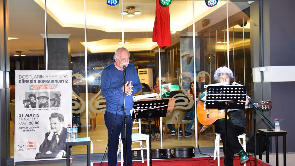 Nazım Hikmet’in Şiirleri  Çiğli Sokaklarında  YankılandI !