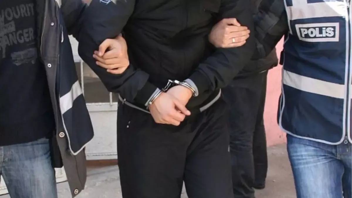 25 Yıl Cezasıyla Aranan Firari Hükümlü Yakalandı