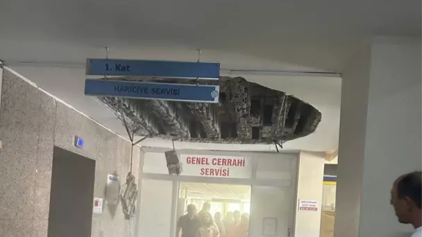 Devlet Hastanesi'nde tavan çöktü