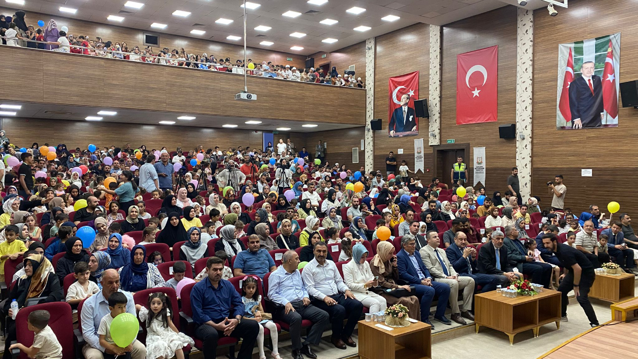 Başkan Gülpınar’dan Çocuklara Bisiklet Hediyesi!