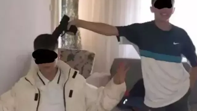 Vahşetin Böylesi:Kardeşini Taciz Edenleri Uyardı:Öldürüldü!