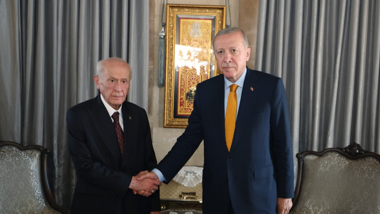 Erdoğan, Ahlat’ta Bahçeli ile bir araya geldi