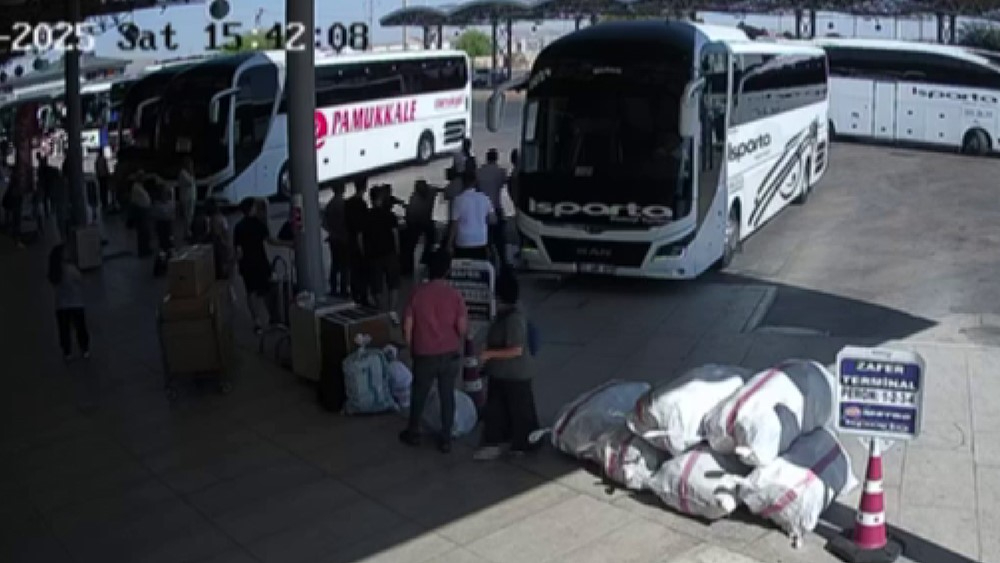 Uzman Çavuş Otobüs Geç Geldi Diye Silah Çekip Dehşet Saçtı!
