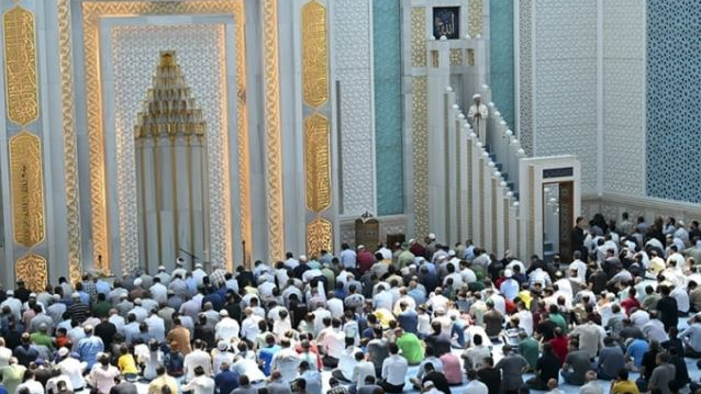 Diyanet İşleri Başkanlığı Cuma Hutbesinde  Halka Seslendi