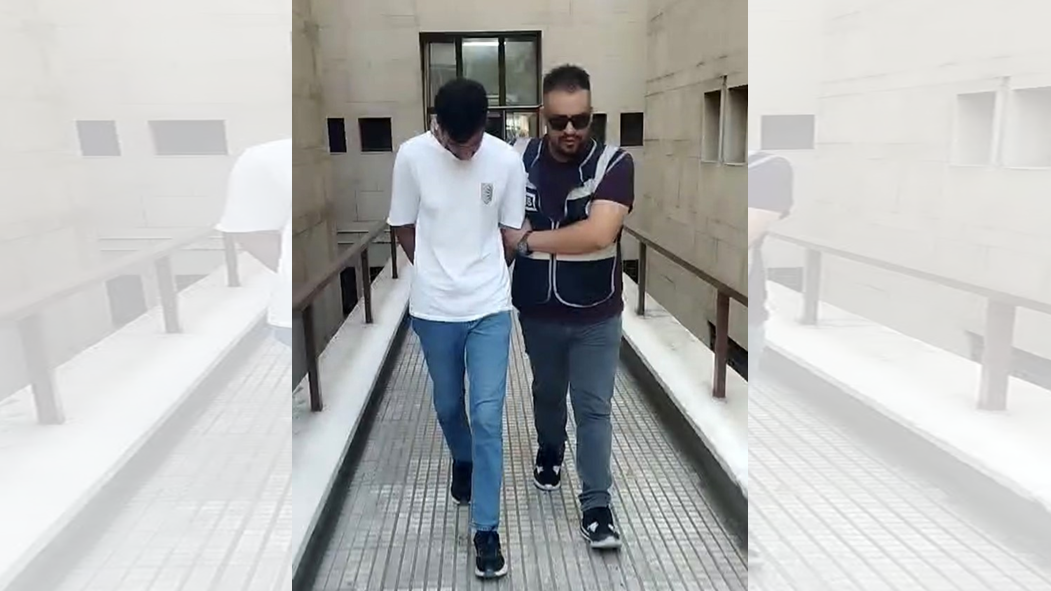 Polisi Görünce Ölü Taklidi Yaptı