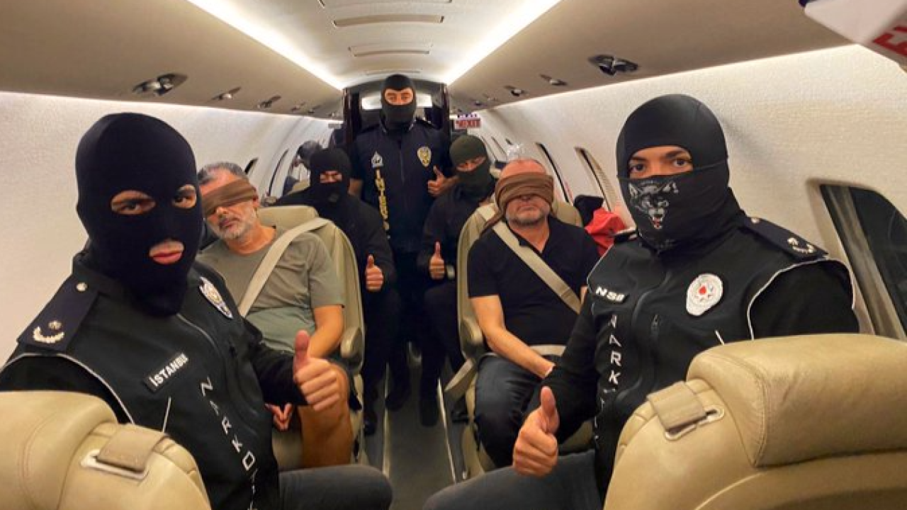 Kırmızı Bültenle Aranan Uyuşturucu Baronu Türkiye'de Yakalandı