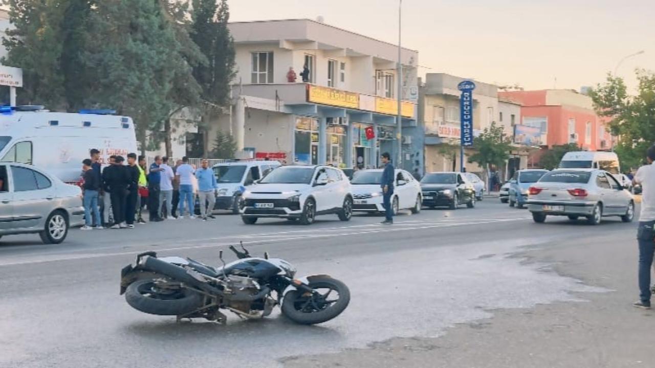 Şanlıurfa’da Otomobil İle Motosiklet Çarpıştı: 1 Yaralı