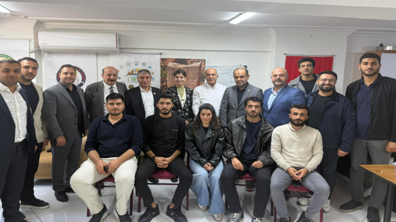 İzmir Şanlıurfa Federasyonu Meclis Üyeleriyle Buluştu