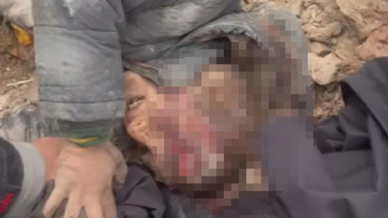 10 Yaşındaki Amir Kayaların Altında Yaralı Bulundu!