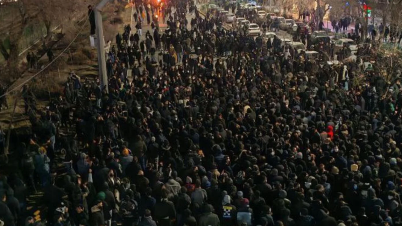 İran’daki Gösterilerde Can Kaybı Hızla Artıyor
