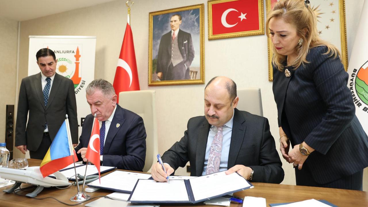 Şanlıurfa ile Romanya'nın Pitești kenti kardeş oldu
