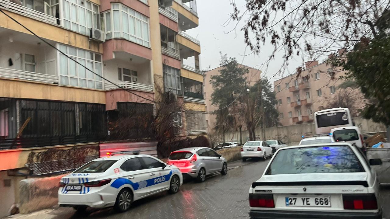 Şanlıurfa’daki bir binada endişeli dakikalar!