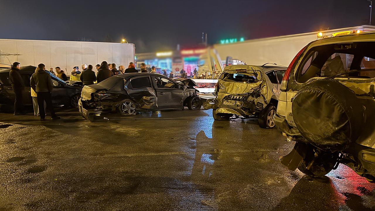 16 araç karıştı! Sürücü: "Gelen vurdu, giden vurdu"