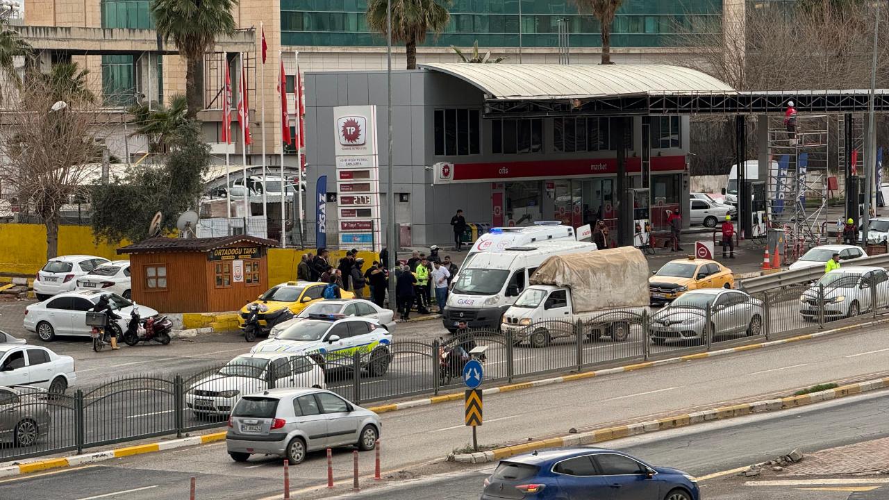Şanlıurfa Sırrın Kavşağı’nda zincirleme kaza!