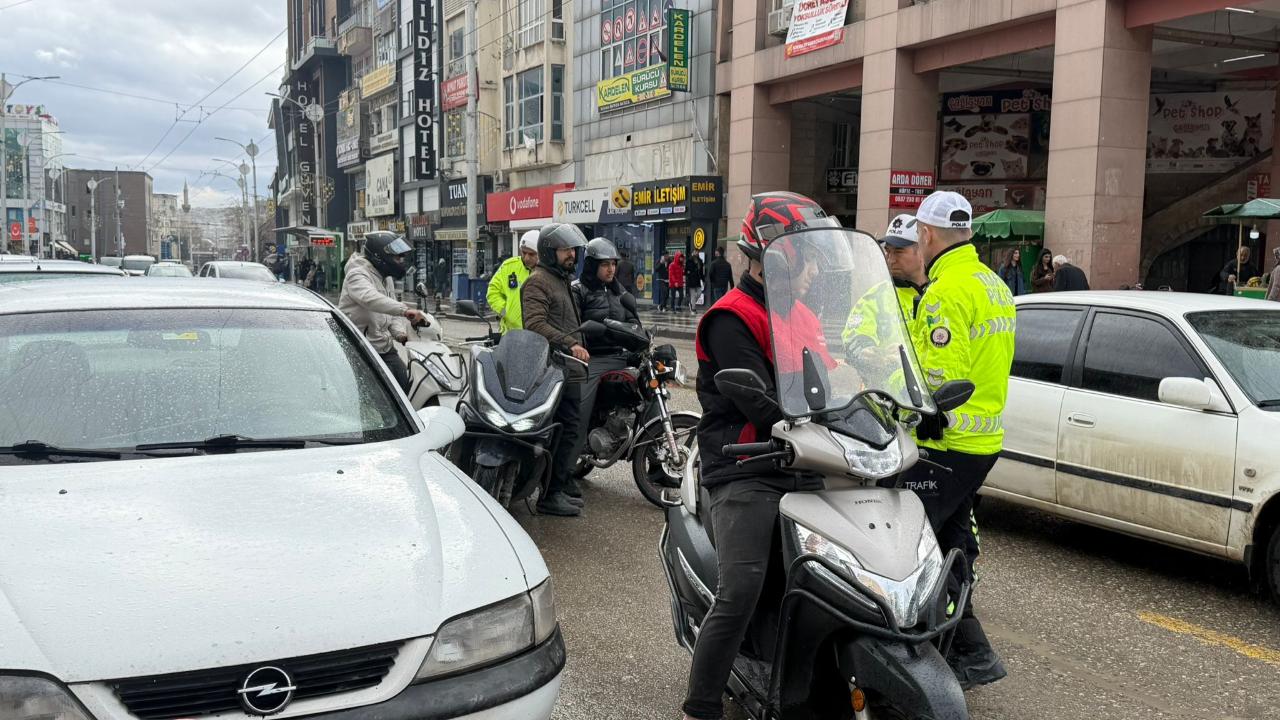 Şanlıurfa’da motosikletlere sıkı denetim!