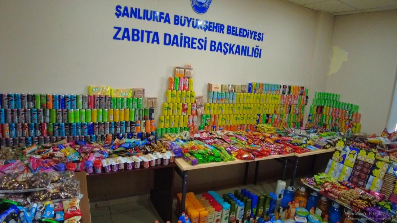Şanlıurfa'da tarihi geçmiş yüzlerce ürün ele geçirildi!