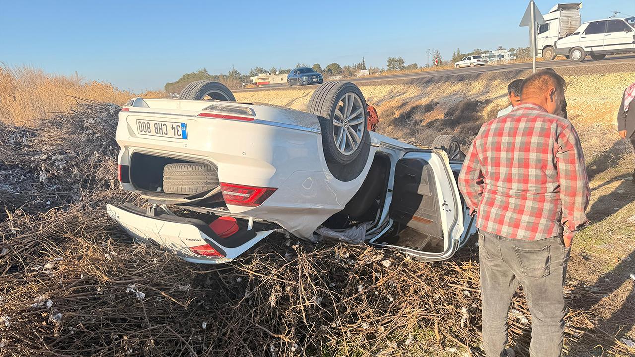 Urfa'da otomobil şarampole devrildi!