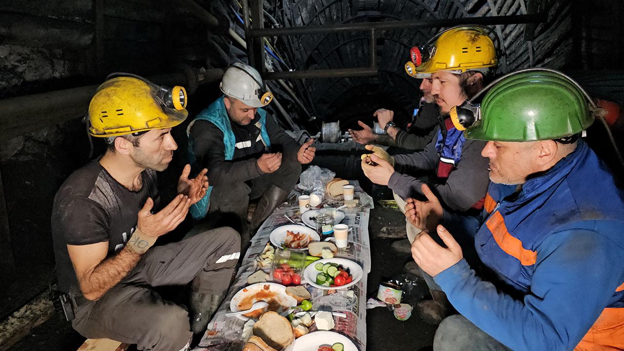 Yerin 120 metre altında ilk sahur heyecanı!