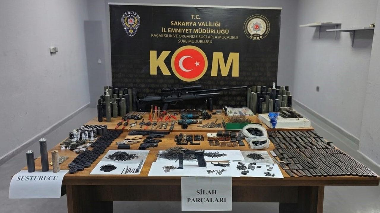 Ev değil silah imalathanesi çıktı!