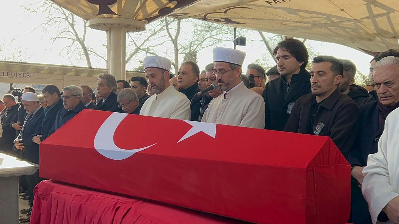 İlber Ortaylı son yolculuğuna uğurlandı!