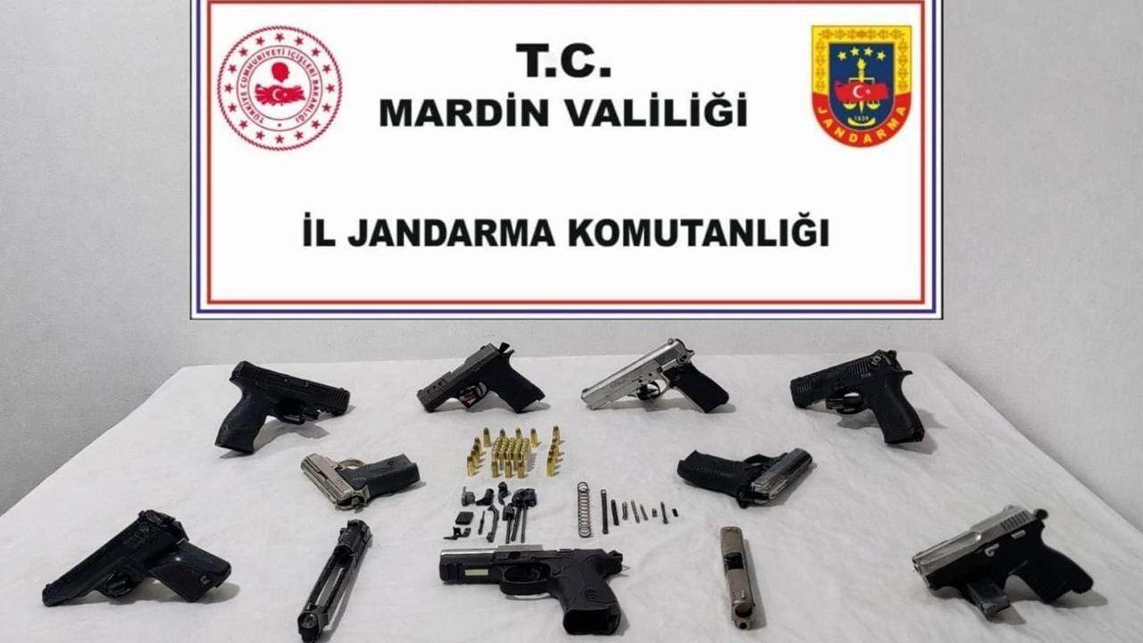 Mardin'de ruhsatsız silah operasyonu!