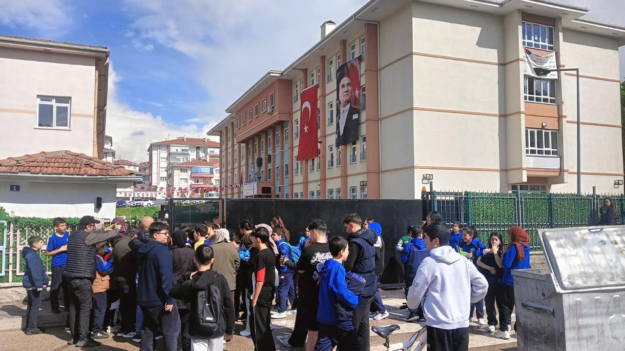Ankara'da bir öğrencinin okula tabanca getirdiği iddiası!