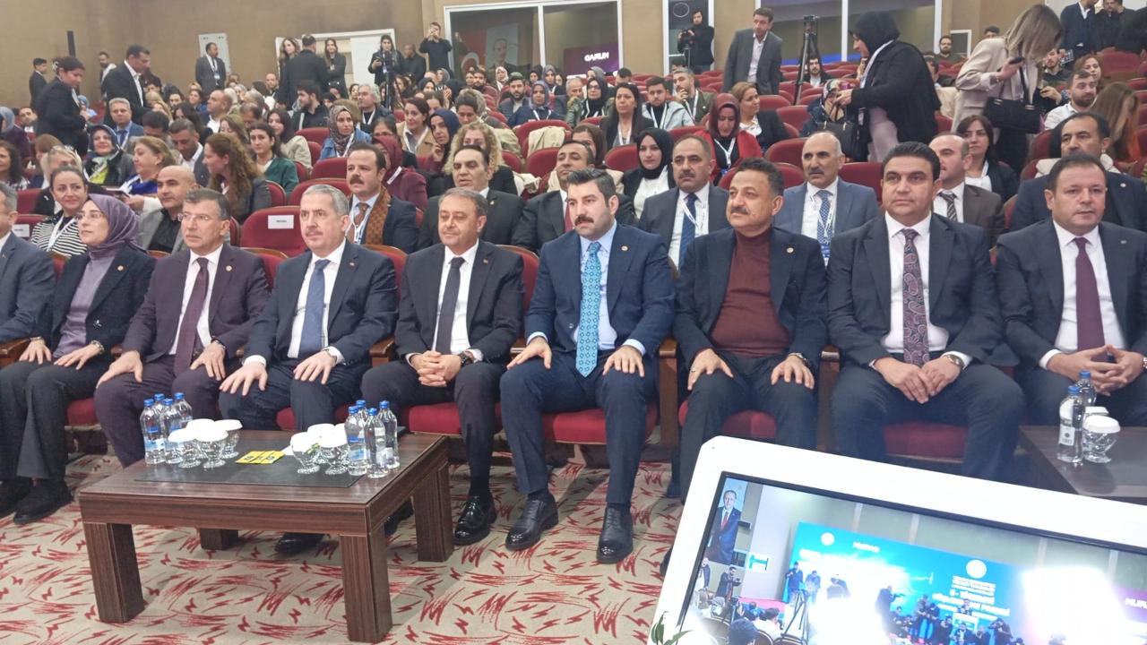 Bakan Yardımcısı Gürcan Urfa’da açıkladı: E-Ticaret 3 trilyon lirayı geçti!