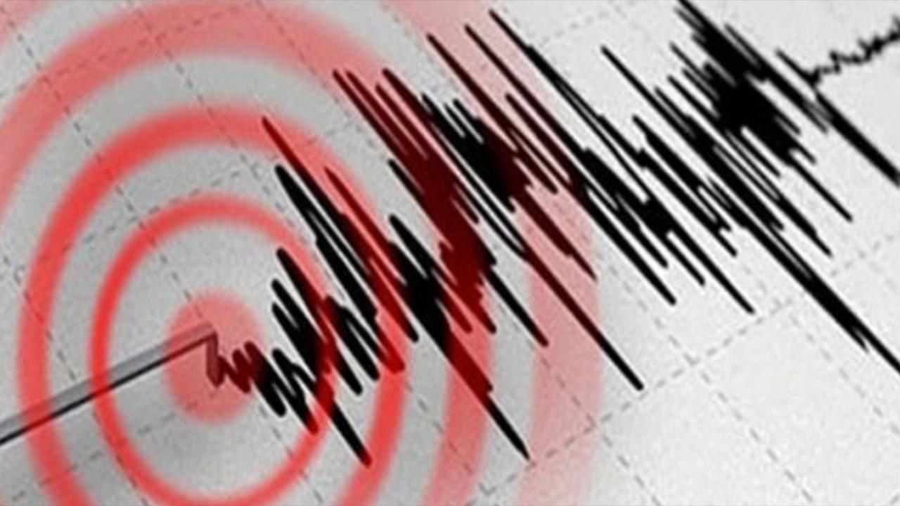 Balıkesir'de şiddetli deprem!