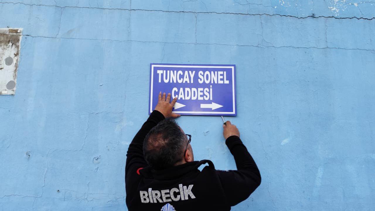Birecik'te Tuncay Sonel'in ismi kaldırıldı! Caddelere anlamlı isimler verildi!