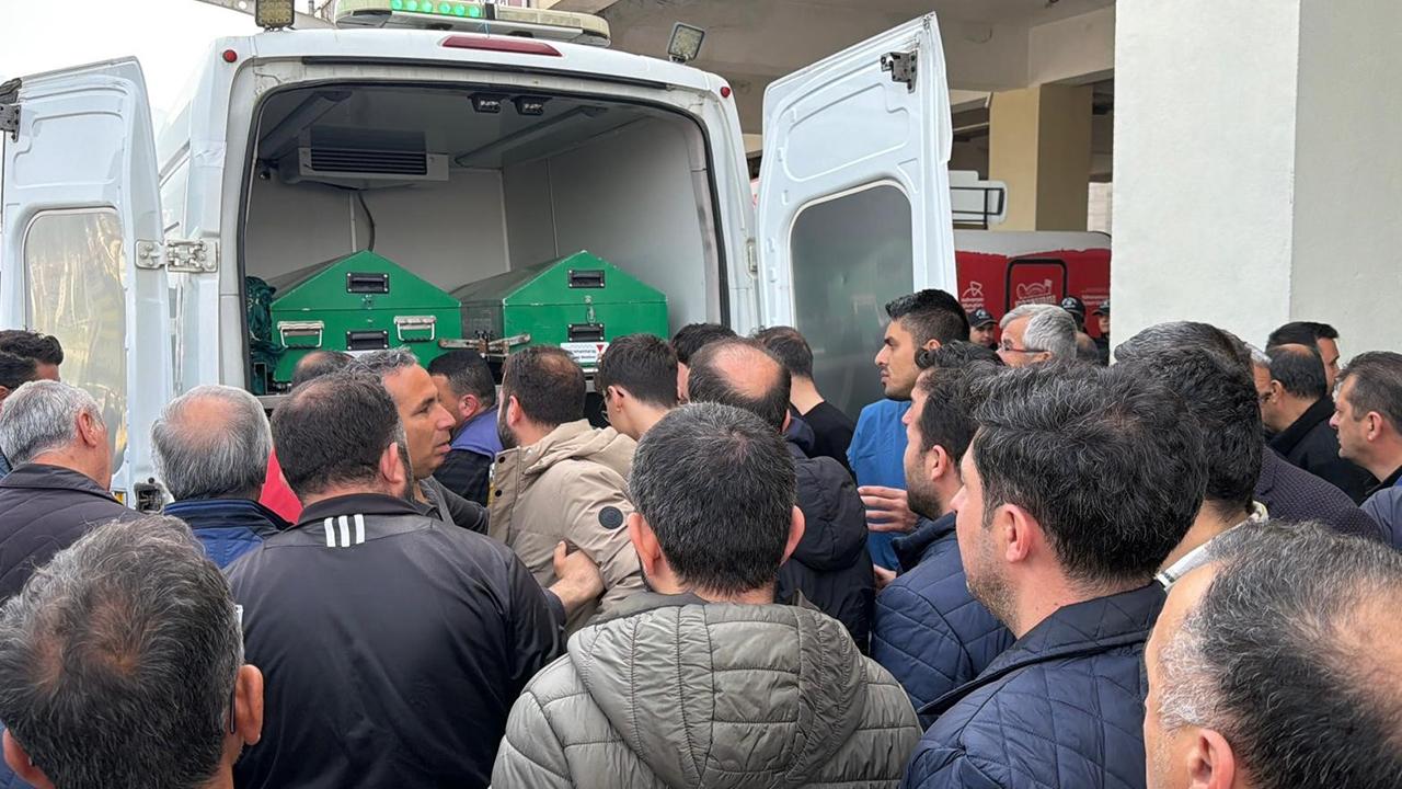 Okul saldırısında hayatını kaybedenlerin cenazeleri ailelerine teslim edilmeye başlandı