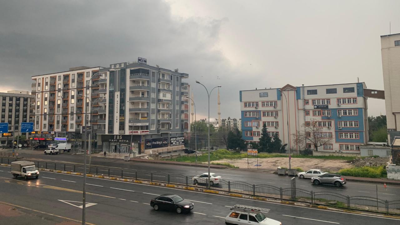 Şanlıurfa'da fırtına ve sağanak etkili oldu!