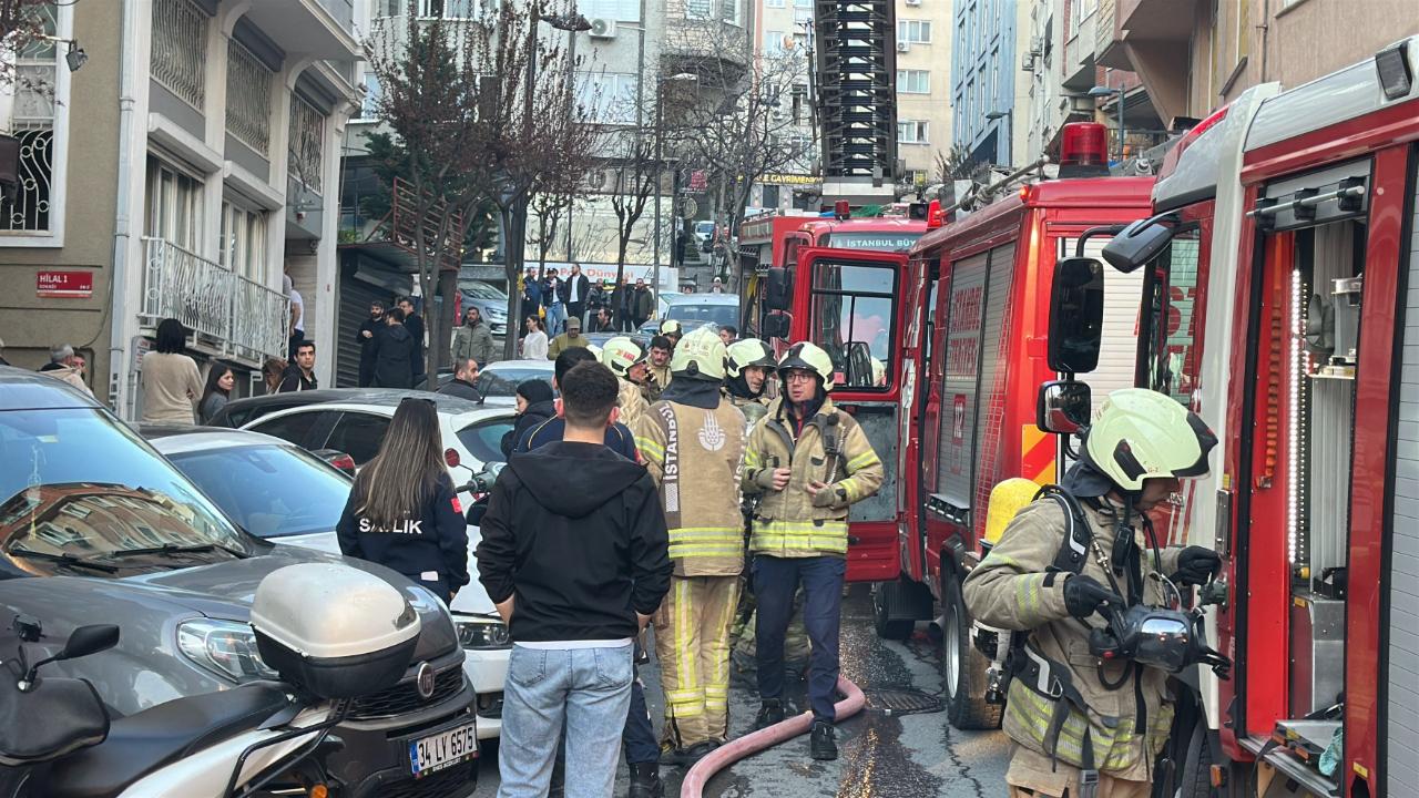 Şişli'de otelde yangın paniği: 6 kişi mahsur kaldı!