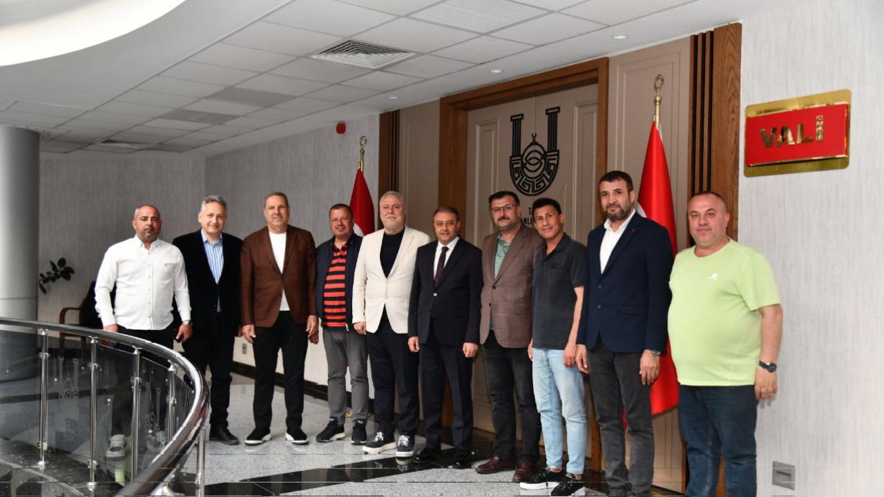 Vali Şıldak, Şanlıurfaspor kulüp yönetimiyle bir araya geldi!