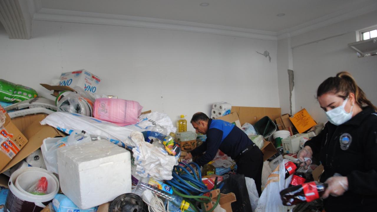 Vatandaşa yedireceklerdi! Urfa'da zehir saçan depoya baskın!