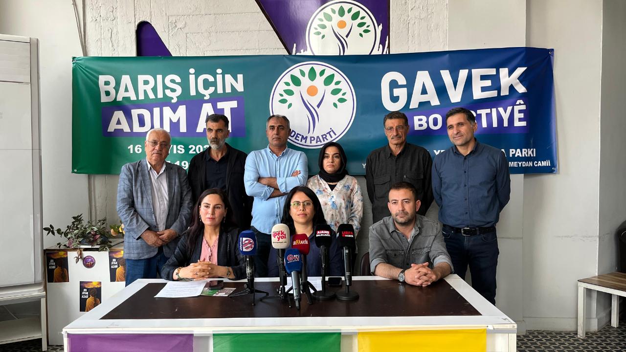 DEM Parti'den Şanlıurfa'da “Barış İçin Adım At”çağrısı!
