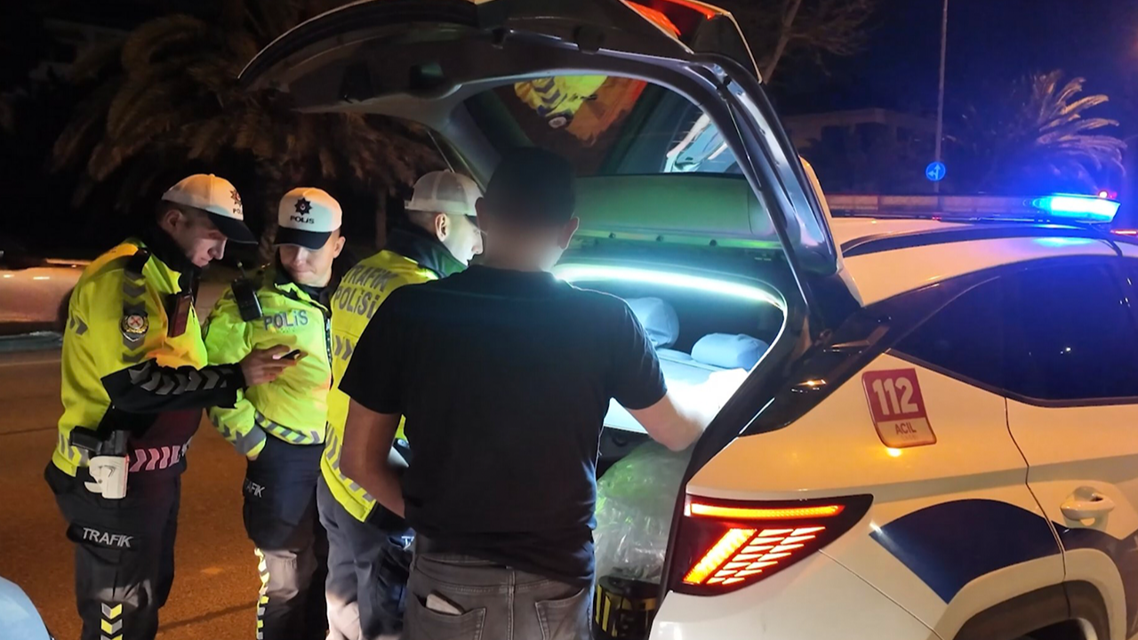 Drift şovu yapan sürücüler yakalandı: O anları kamerada!
