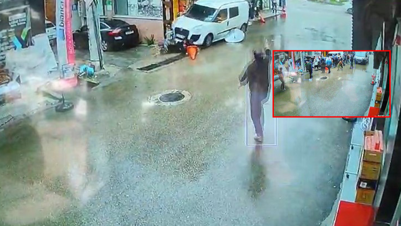 Hafif ticari araç yayaların arasına daldı: O anlar kamerada!