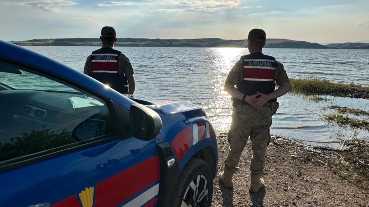Urfa'da jandarma sahaya indi: Atatürk Barajı ve Fırat Nehri sıkı denetim!