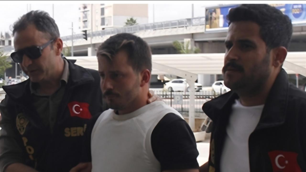 Trafikte yol verme kavgası: Çok sayıda ölü var!