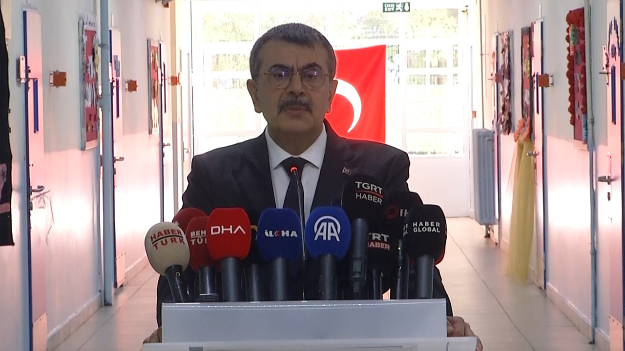 Bakan Tekin: "Bu yıl yapay zeka destekli tercih robotu oluşturduk"