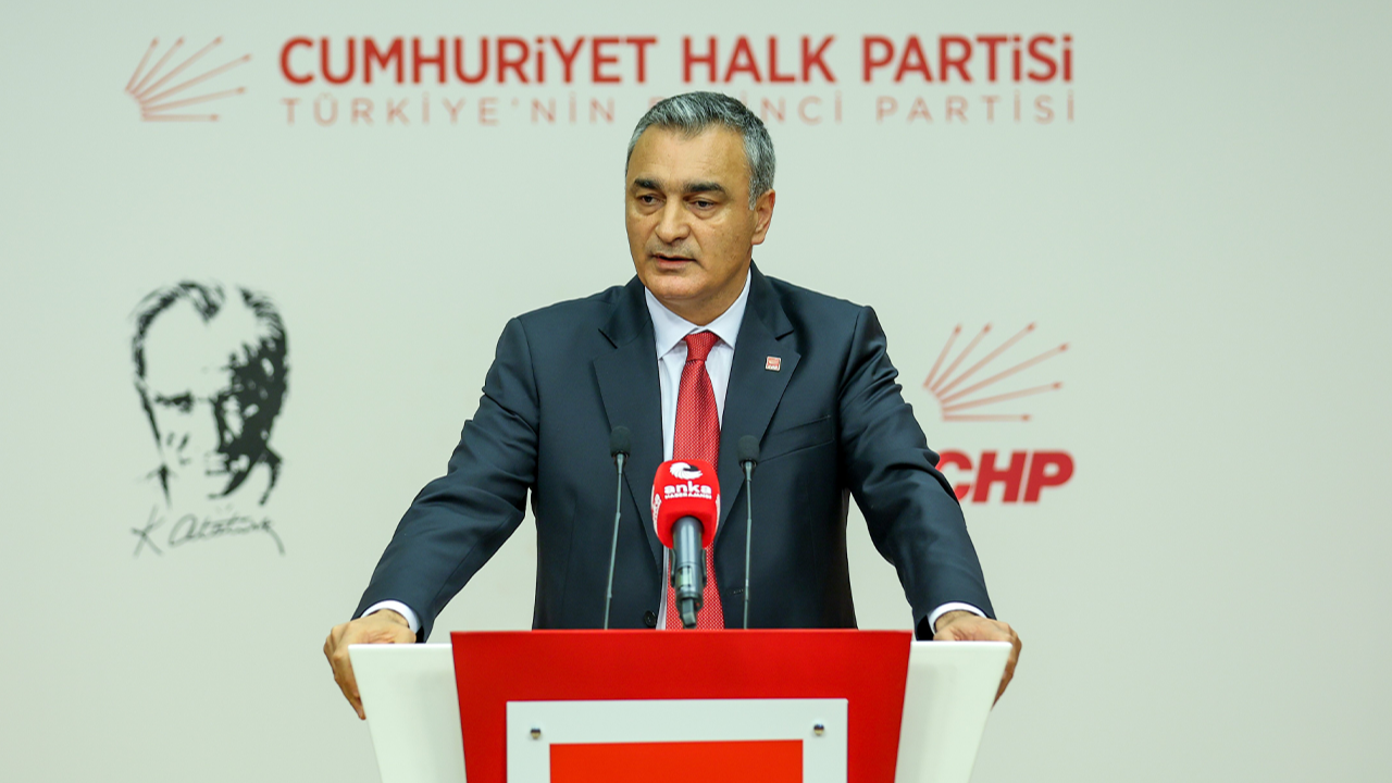 CHP Antalya ve Kayseri il başkanları görevden alındı!