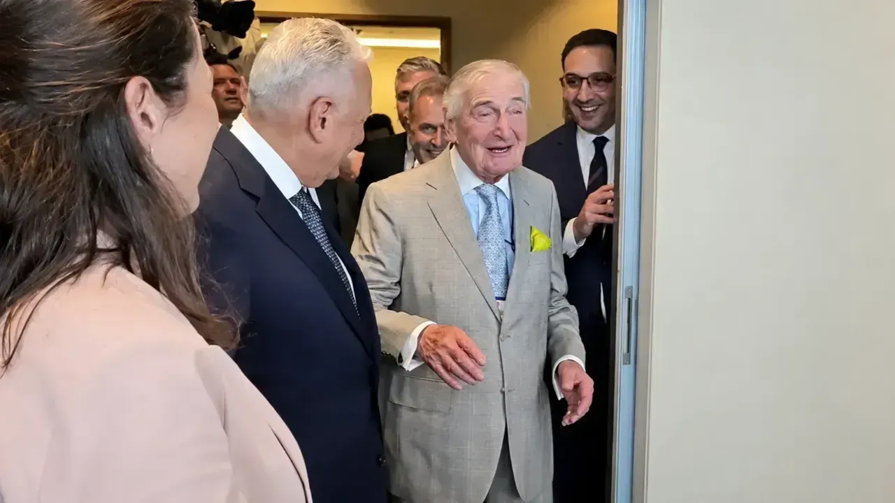 Hakkında soruşturma başlatılan Rahmi Koç özür diledi!