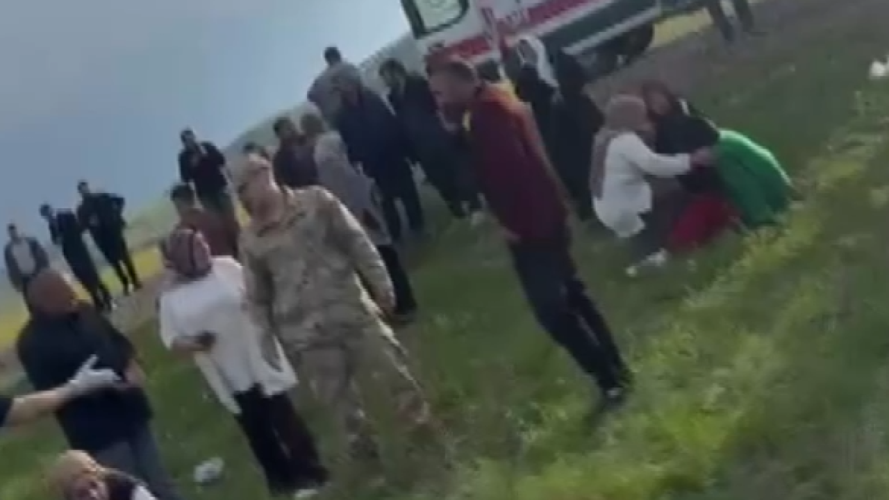 Katliam gibi kaza: Ölü ve yaralılar var!