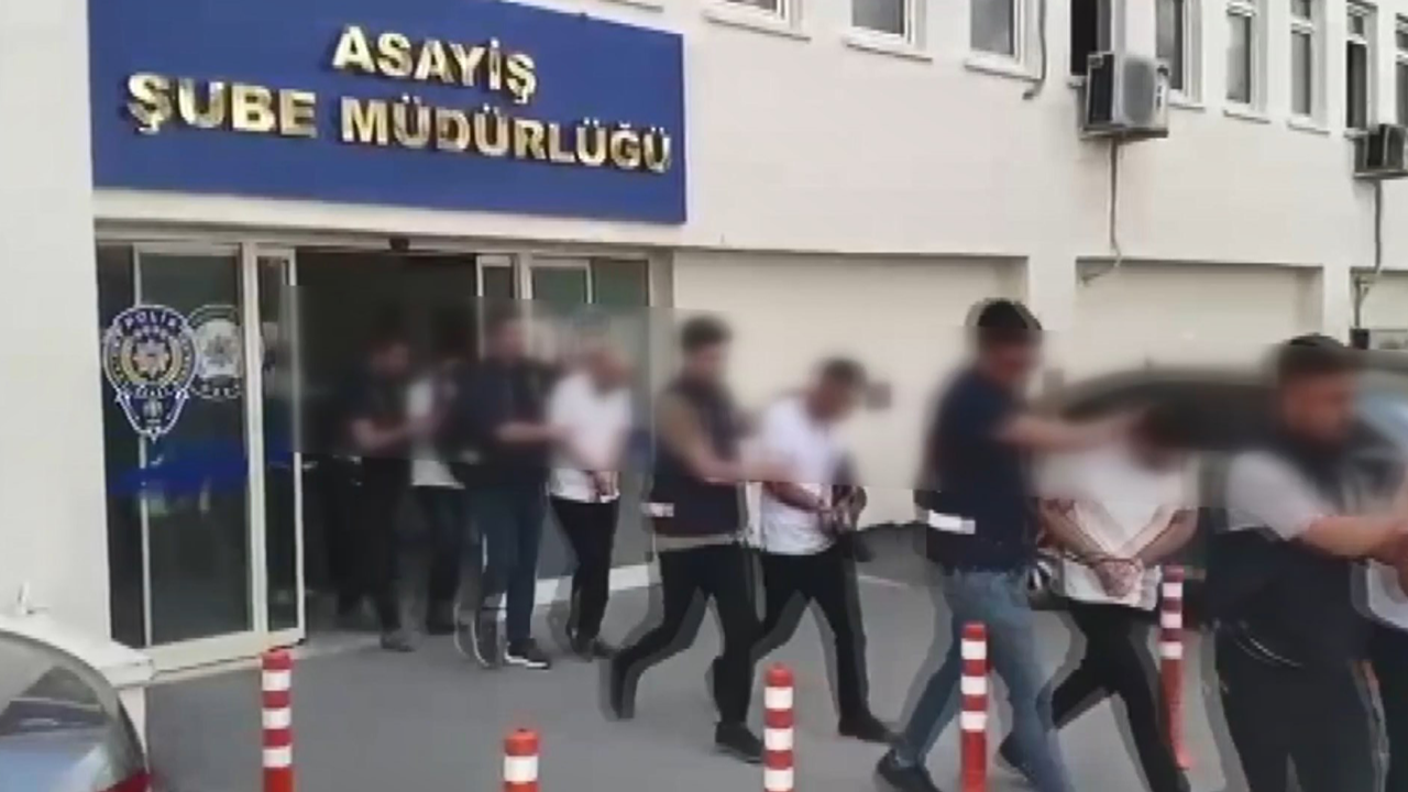 Korsan otoparkçılara operasyon: Çok sayıda gözaltı!