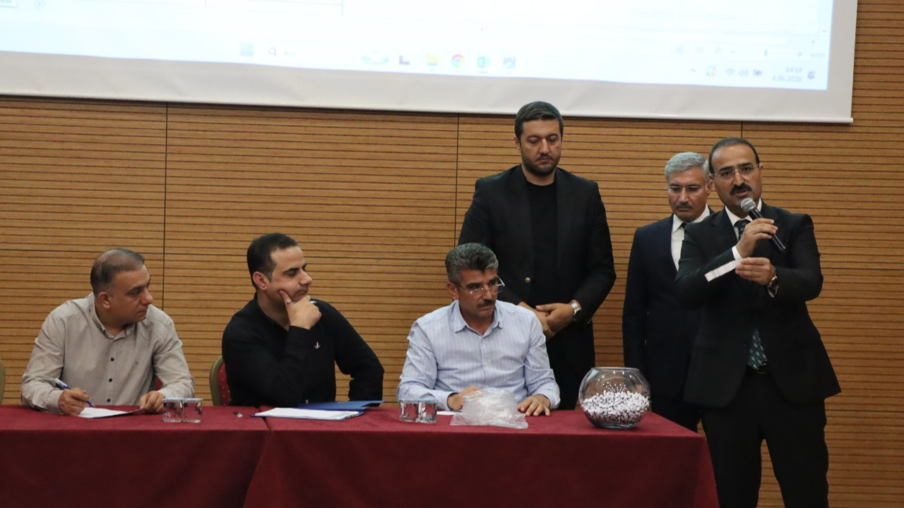 Urfa'da 12 işçi için kura çekimi yapıldı!