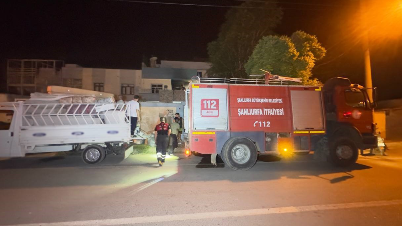 Urfa'da korkutan yangın: Mahalleli sokağa döküldü!