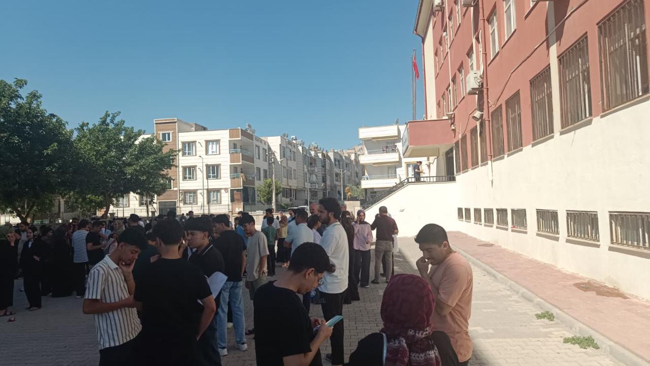 YKS maratonunda ikinci gün: 2 milyona yakın aday katılacak!