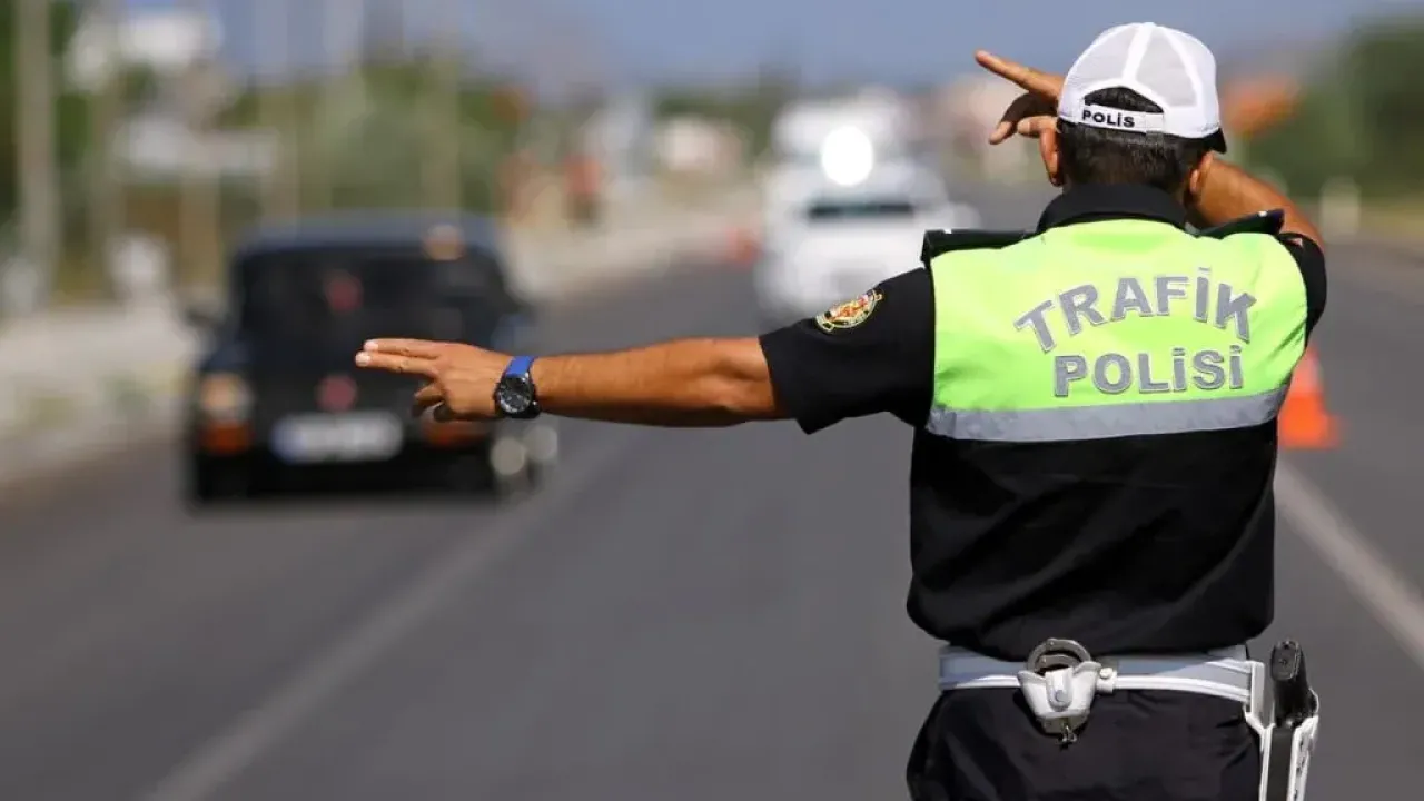 Karar Resmi Gazete'de! Trafik yönetmeliğinde yeni düzenleme!