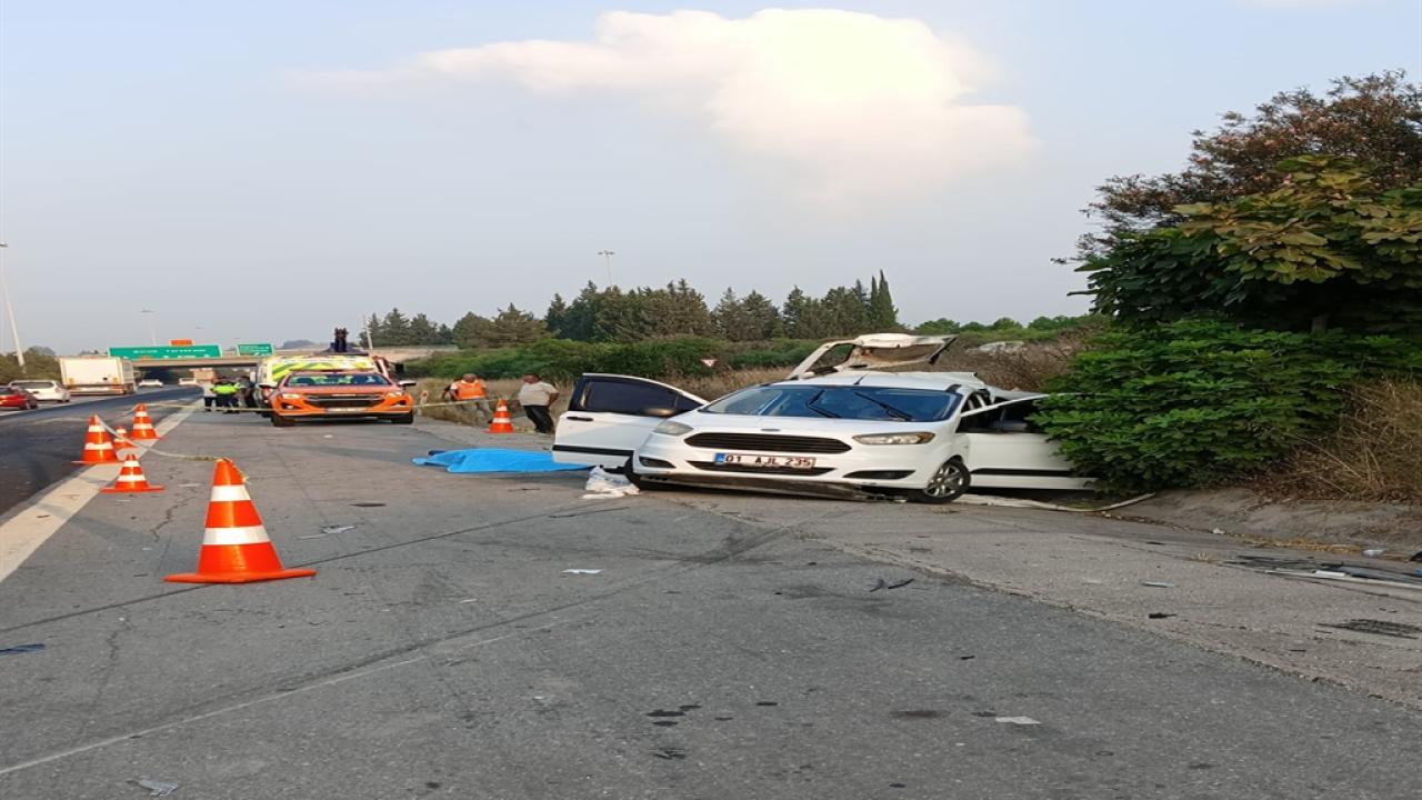 TIR'ın çarptığı hafif ticari araçtaki anne ile oğlu öldü!