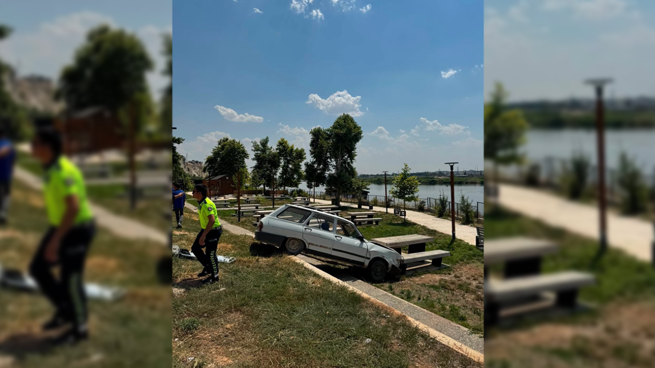 Şanlıurfa'da kontrolden çıkan otomobil millet bahçesine uçtu!